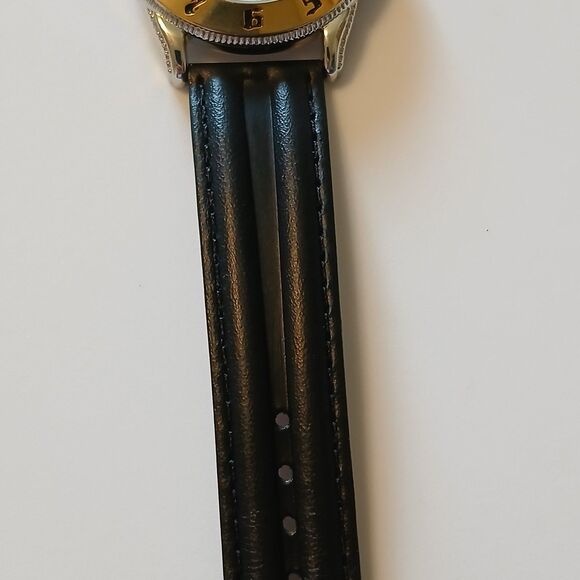 Wrangler Montana Silversmiths Ladies Horse Gold Tone Dial Watch WR 3ATM WR160 - Picture 15 of 16